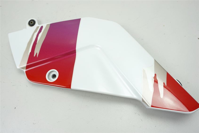 SUZUKI GSX-R 750 W GR7BB VERKLEIDUNG RAHMEN RECHTS ABDECKUNG COVER