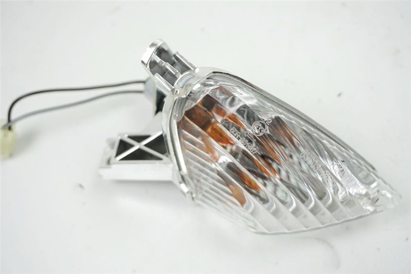 SUZUKI GSX-R 750 WVCW REAR LEFT TURN SIGNAL