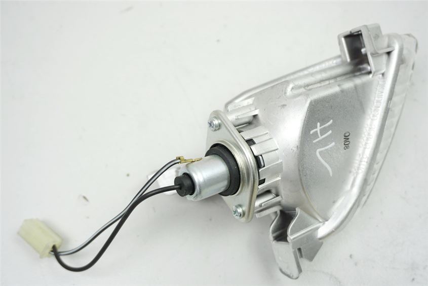SUZUKI GSX-R 750 WVCW REAR LEFT TURN SIGNAL