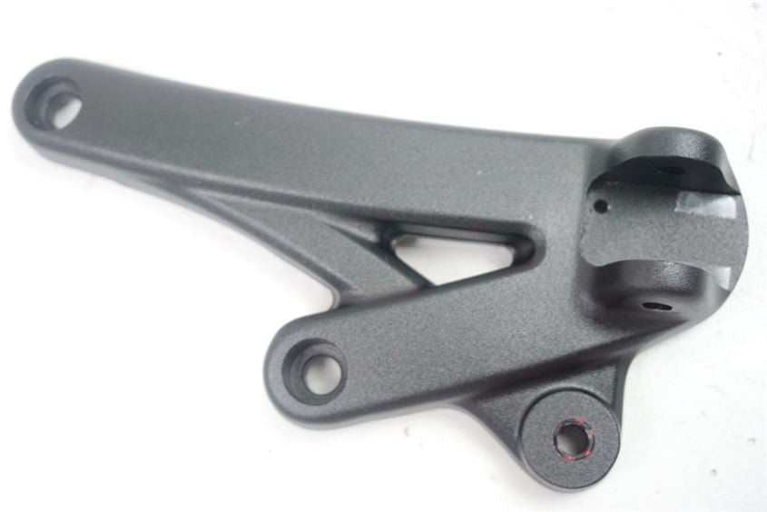 DUCATI DIAVEL 1200 CARBON G1 03 AA FUßRASTENTRÄGER FAHRER LINKS FOOTREST