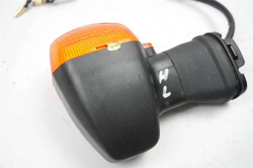 YAMAHA FZS 1000 RN06 FAZER INTERMITENTE TRASERO IZQUIERDO