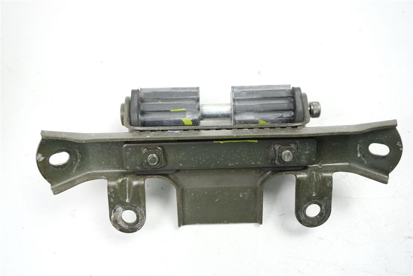 YAMAHA FZS 1000 RN06 FAZER TANKHALTER HINTEN HALTERUNG TANK