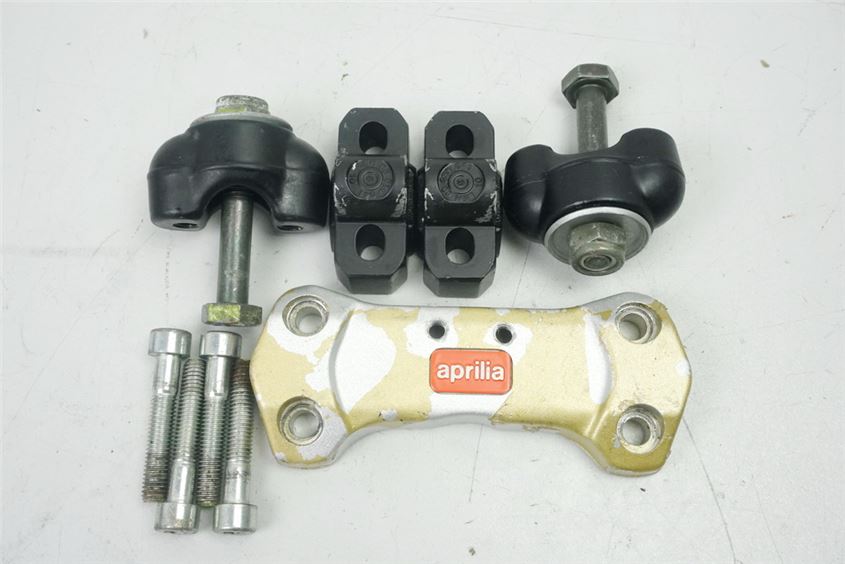 APRILIA ETV 1000 CAPO NORD LENKERKLEMMUNG RISER