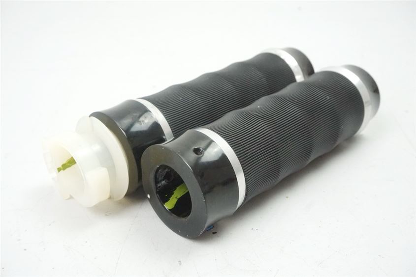 APRILIA ETV 1000 CAPO NORD ACELERADOR PUÑO GOMA - ACCESORIOS