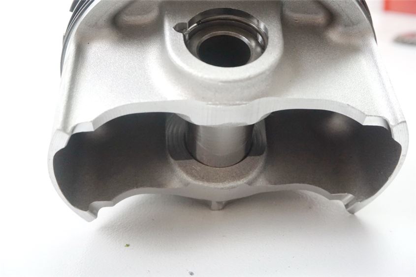 APRILIA ETV 1000 CAPO NORD REAR CYLINDER PISTON
