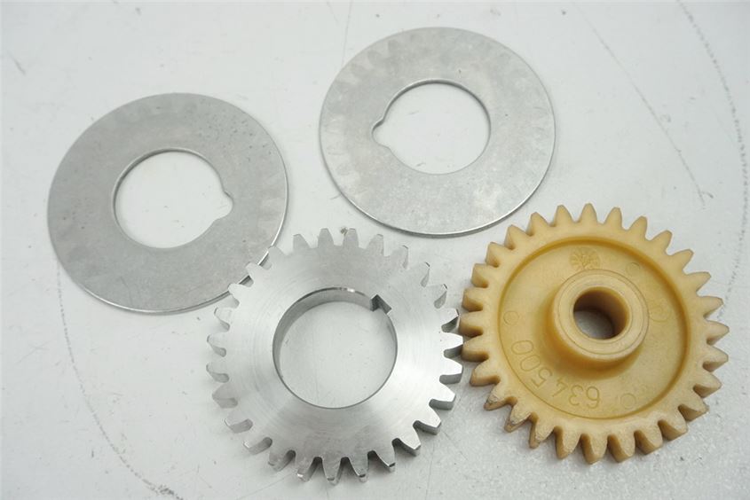 APRILIA ETV 1000 CAPO NORD WATER PUMP IDLER GEAR