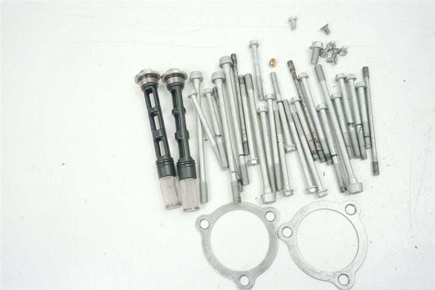 KTM 1290 SUPERDUKE R ENGINE CASING SCREWS