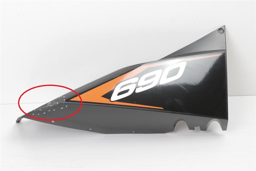 KTM 690 DUKE R B2 REAR FAIRING RIGHT COWLING COVER
