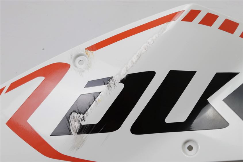 KTM 690 DUKE R B2 CARENADO DELANTERO IZQUIERDO CUBIERTA TANQUE