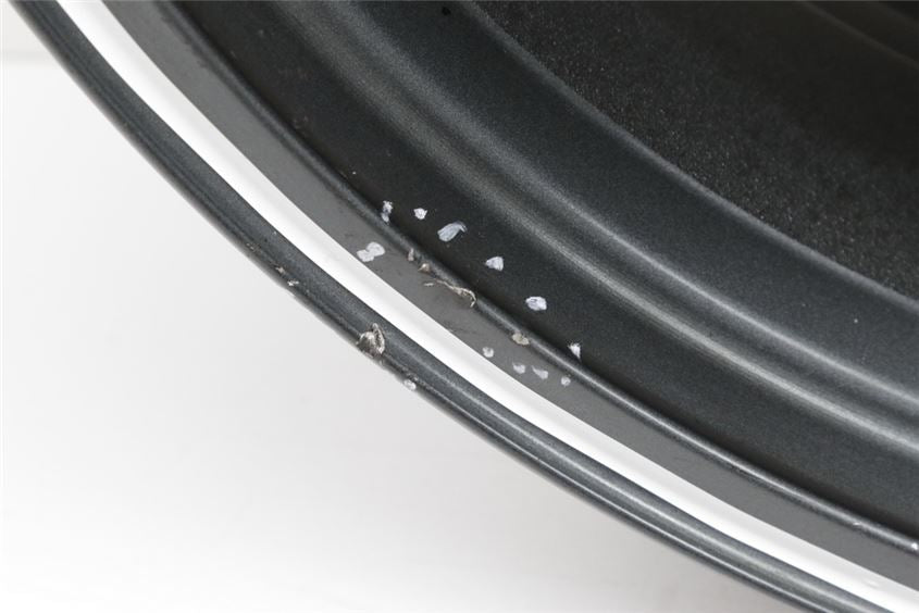 KAWASAKI ZR-7 ZR750F REAR WHEEL RIM