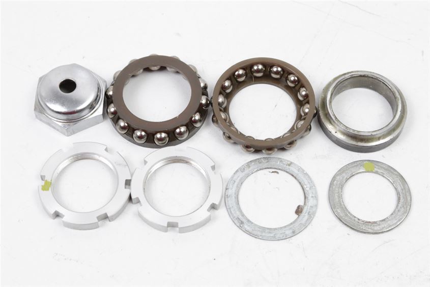 SUZUKI SV 650 S WVBY TUERCA DE RODAMIENTO DE DIRECCIÓN PUENTE DE HORQUILLA DE DIRECCIÓN