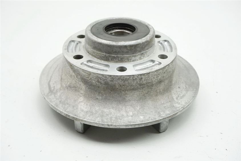 SUZUKI LS 650 NP41A/ B SAVAGE AUFNAHME RIEMENRAD HINTEN HALTER