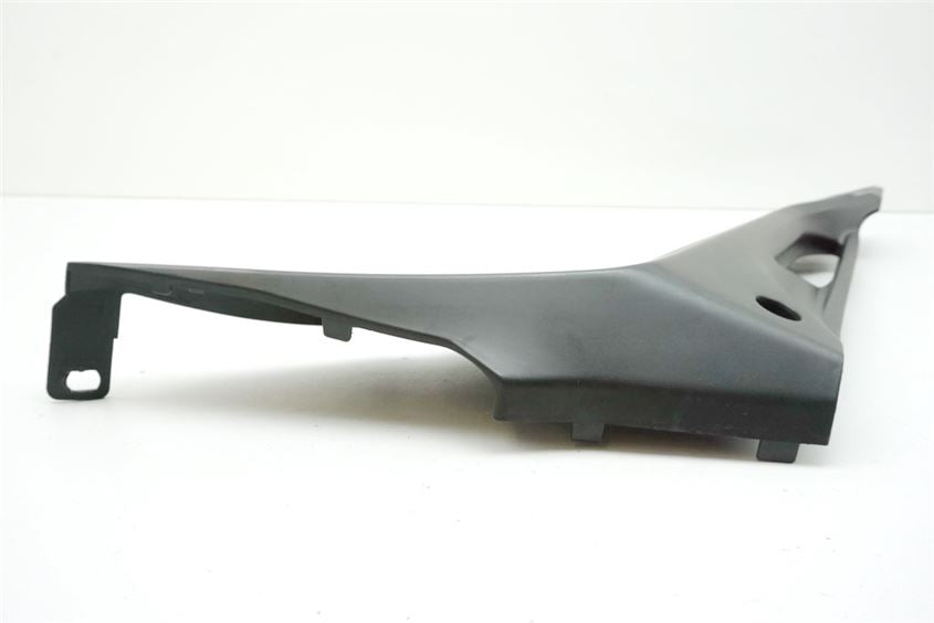 YAMAHA YZF-R 125 RE06 TAPA LATERAL DERECHA CUBIERTA CHASIS