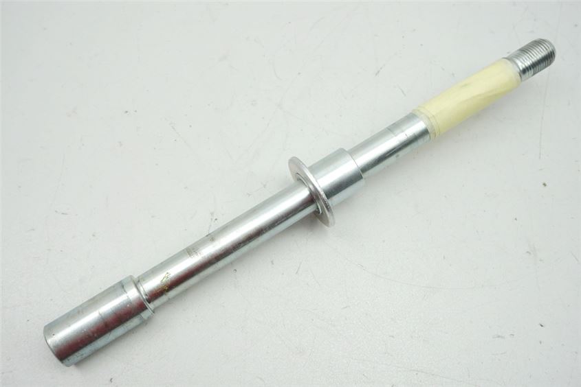 SUZUKI VL 800 C WVBM JS1BM11 INTRUDER EJE DELANTERO EJE DISTANCIADOR