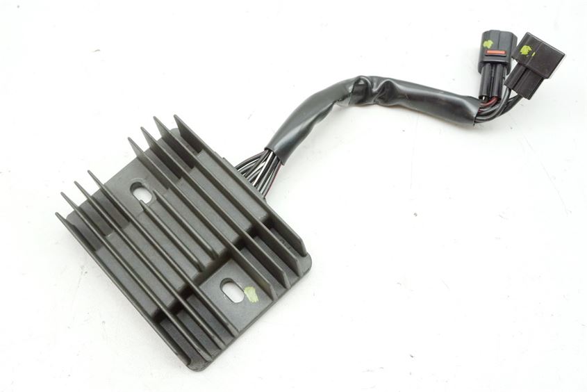 SUZUKI VL 800 C WVBM JS1BM11 INTRUDER REGULADOR DE CARGA RECTIFICADOR