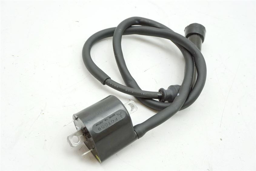 SUZUKI VL 800 C WVBM JS1BM11 INTRUDER IGNITION COIL LEFT REAR
