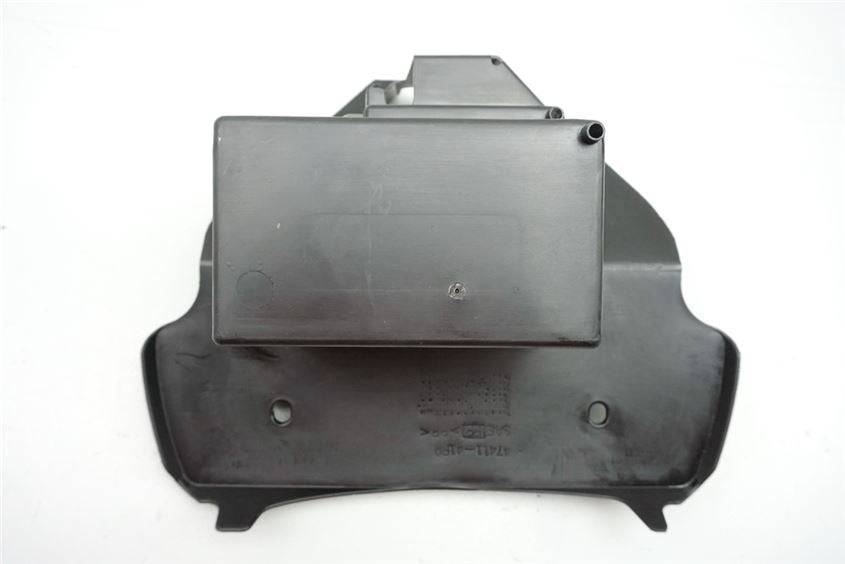 SUZUKI VL 800 C WVBM JS1BM11 INTRUDER BATTERY BOX BATTERY COMPARTMENT