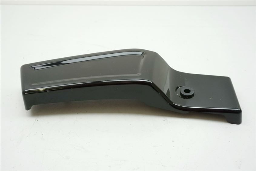 SUZUKI VL 800 C WVBM JS1BM11 INTRUDER COVER RIGHT SWINGARM FAIRING