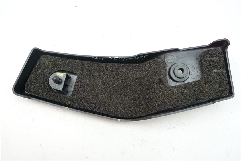 SUZUKI VL 800 C WVBM JS1BM11 INTRUDER COVER RIGHT SWINGARM FAIRING