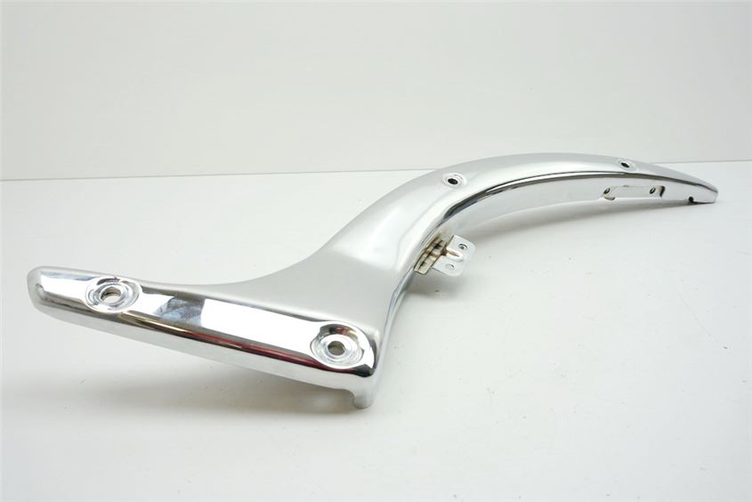 SUZUKI VL 800 C WVBM JS1BM11 INTRUDER SOPORTE GUARDABARROS IZQUIERDO REFUERZO CUBIERTA