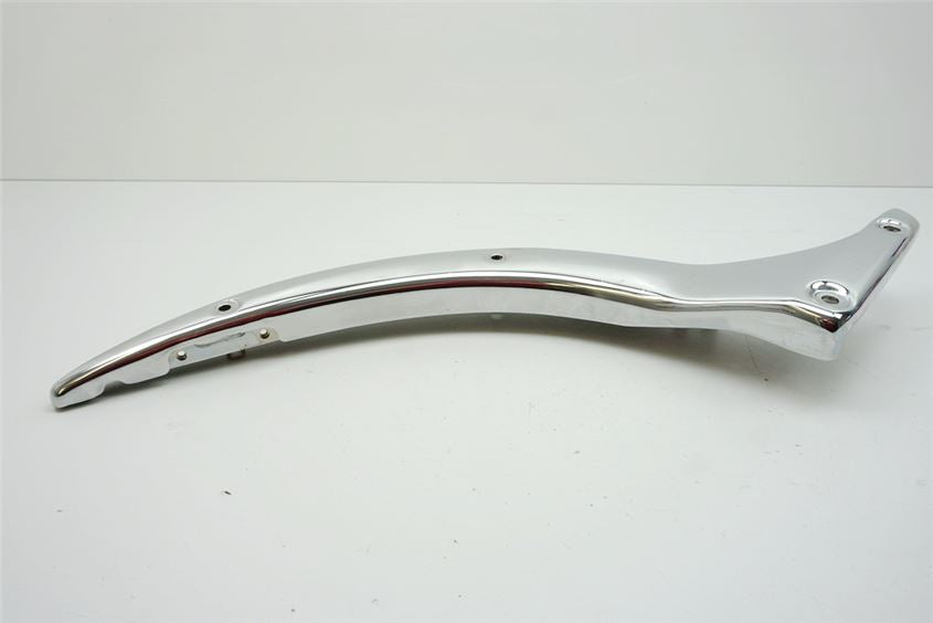 SUZUKI VL 800 C WVBM JS1BM11 INTRUDER SOPORTE GUARDABARROS DERECHO ABRAZADERA CUBIERTA