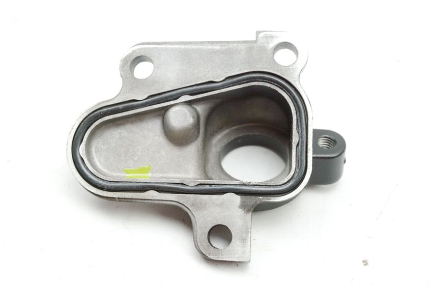 SUZUKI VL 800 C WVBM JS1BM11 INTRUDER CYLINDER MANIFOLD CONNECTOR