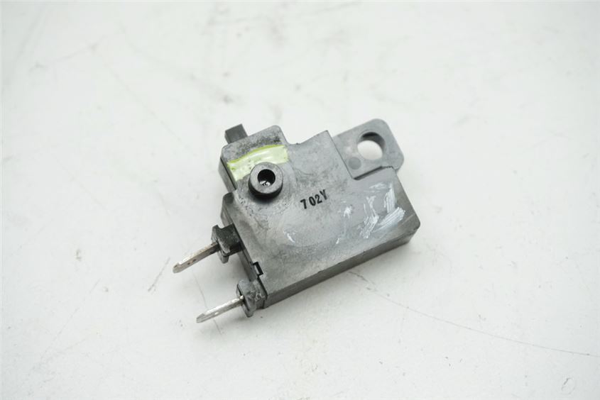 HONDA VT 750 C2 SHADOW RC44 INTERRUPTOR LUZ FRENO DELANTERO