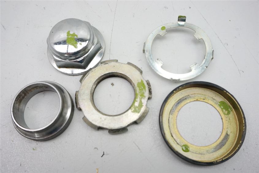 HONDA VT 750 C2 SHADOW RC44 MUTTER SICHERUNG LENKKOPF GABELBRÜCKE