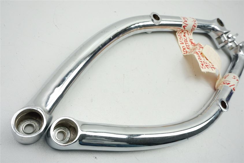 SUZUKI VS 800 VS52A/ B INTRUDER TAPA SOPORTE GUARDABARROS TRASERO REFUERZO CUBIERTA