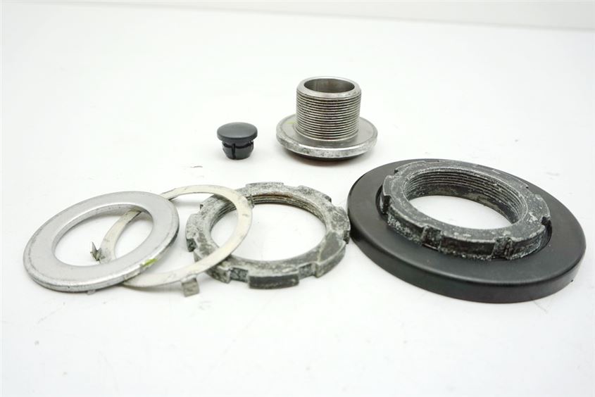 KAWASAKI Z 750 ZR750L SCHRAUBE LENKKOPF GABEL GABELBRÜCKE