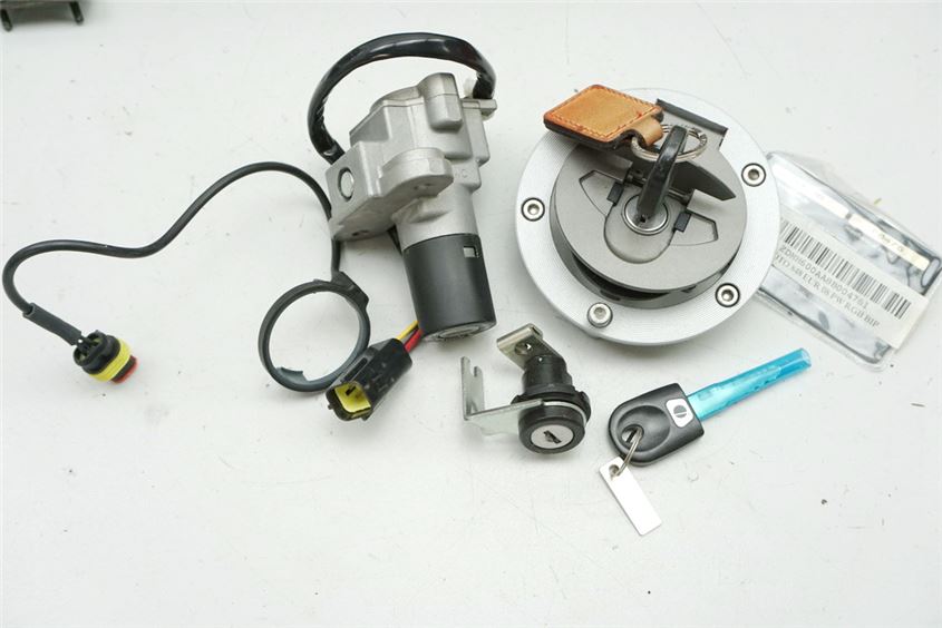 DUCATI 848 20 KIT DE CERRADURAS BOMBÍN DE ARRANQUE TAPA DEL DEPÓSITO