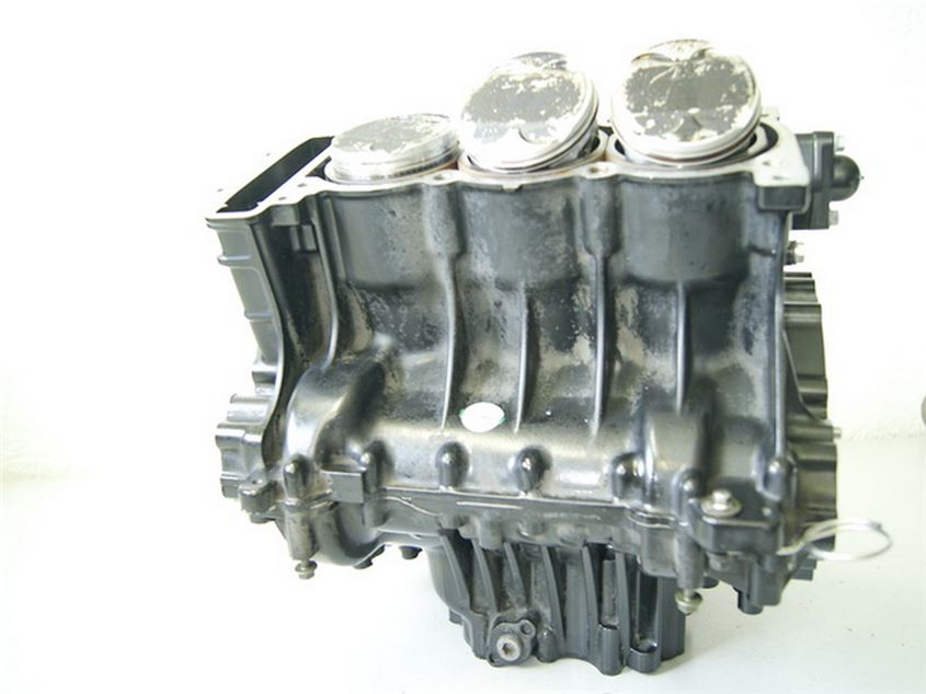 TRIUMPH TIGER 955i 709EN MOTORGEHÄUSE MOTOR KOLBEN CRANKCASE
