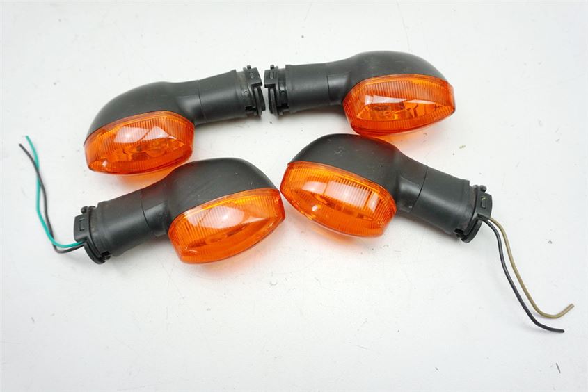 YAMAHA FZ8 N RN25 INTERMITENTES - 4 UNIDADES