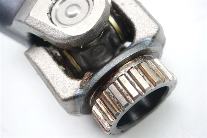 SUZUKI M 1500 VZ INTRUDER WVCU KREUZGELENK KARDAN GELENK