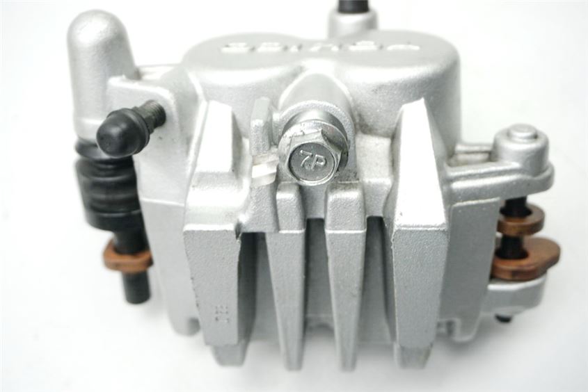 SUZUKI M 1500 VZ INTRUDER WVCU PINZA DE FRENO DERECHA