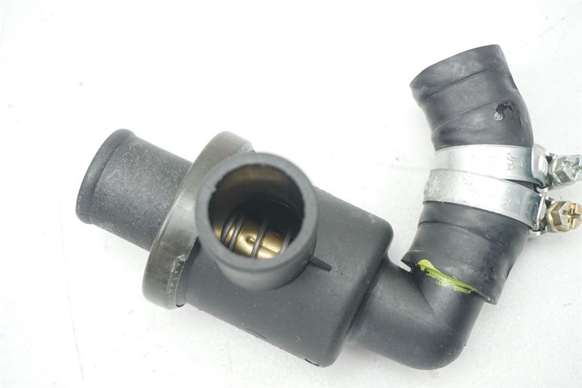 DUCATI 944 ST2 TERMOSTATO CAJA DEL TERMOSTATO