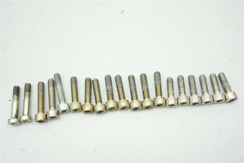 DUCATI 944 ST2 SCHRAUBEN LIMADECKEL