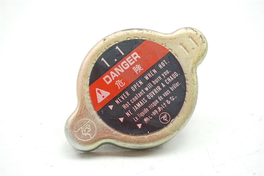 HONDA CBR 600 PC35 Kühlerdeckel Verschluß Kühler Deckel