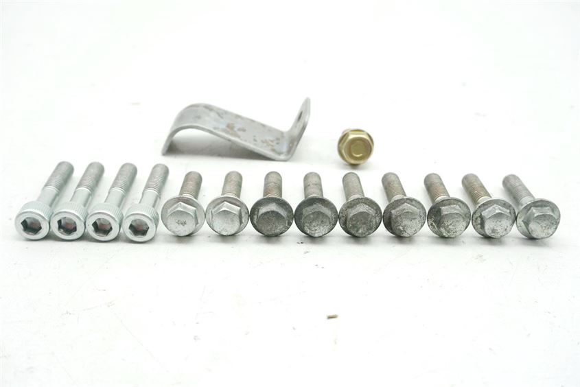 HONDA CBR 600 PC35 SCHRAUBEN LIMADECKEL STATOR 99-00