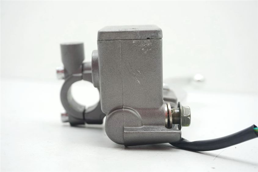 TGB X MOTION 125 CU8 BREMSPUMPE LINKS BREMSZYLINDER