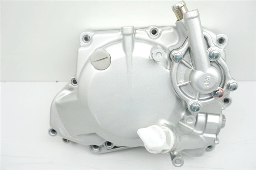 TGB X MOTION 125 CU8 TAPA DE LA BOMBA DE AGUA DE LA CUBIERTA LATERAL TAPA DEL MOTOR DERECHA