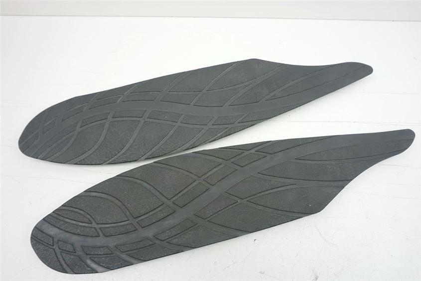 TGB X MOTION 125 CU8 ESTRIBERAS DE GOMA PARA CONDUCTOR PLATAFORMA