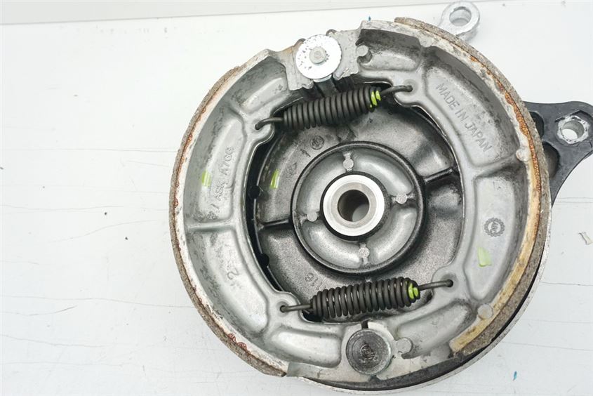 KAWASAKI LTD 450 EN 450 A BREMSTROMMEL BREMSANKER BREMSBACKEN