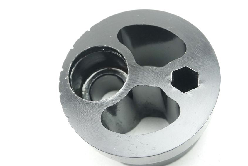 TRIUMPH TROPHY 900 T 300 E CHAIN TENSIONER SWINGARM