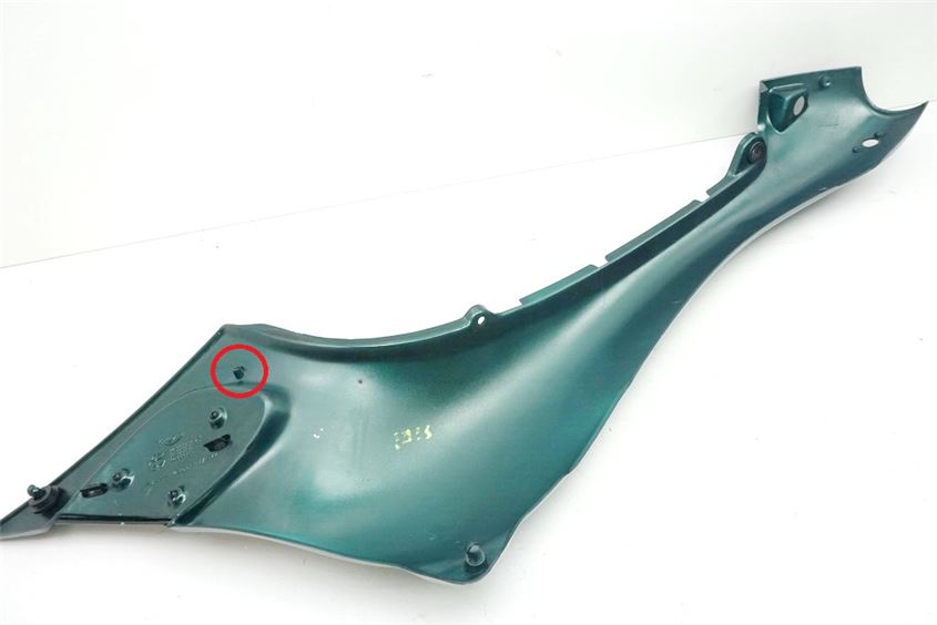 TRIUMPH TROPHY 900 T 300 E REAR FAIRING RIGHT SIDE COVER