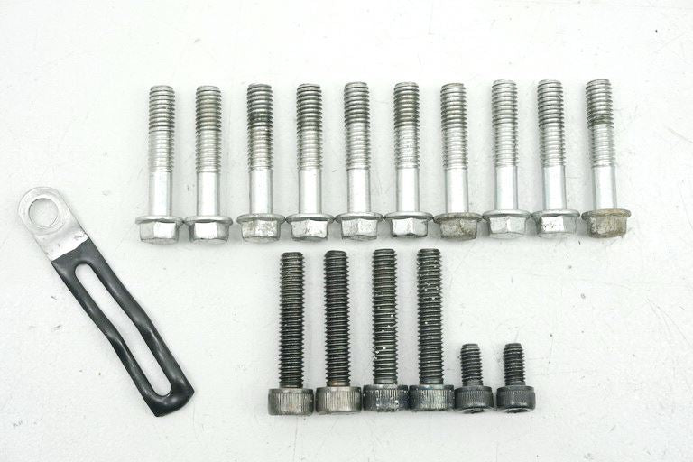 SUZUKI AN 650 ABS WVBU BURGMAN SCREWS ALTERNATOR COVER STATOR ENGINE COVER