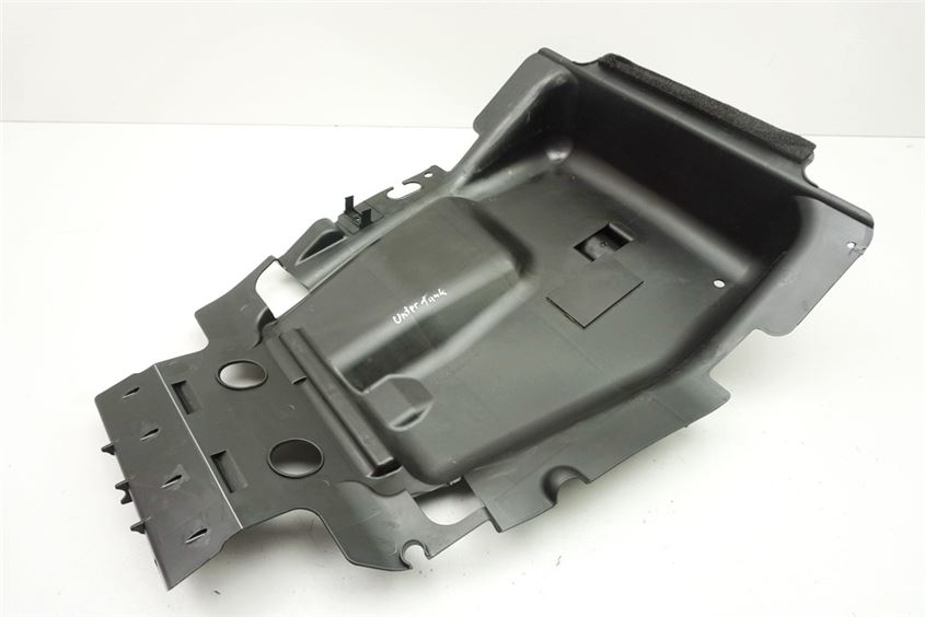 SUZUKI AN 650 ABS WVBU BURGMAN VERKLEIDUNG TANK UNTEN ABDECKUNG COVER