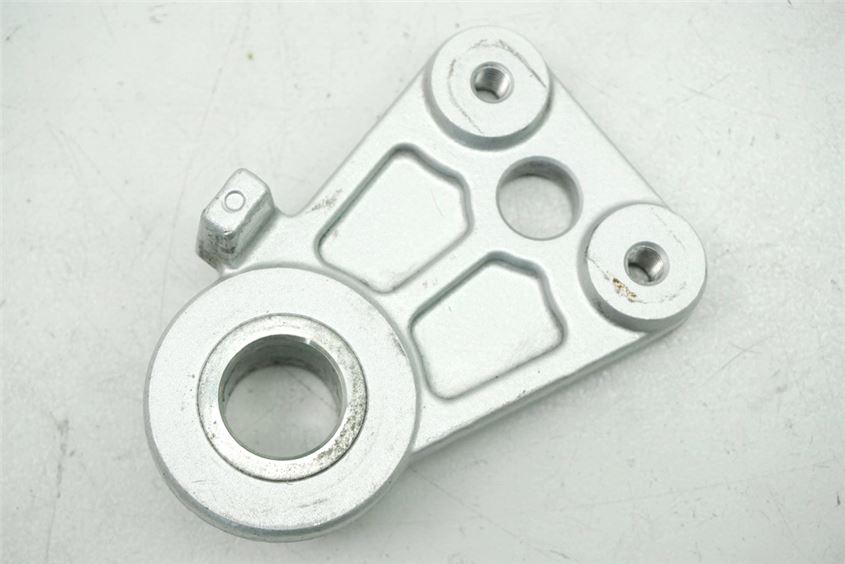 SUZUKI AN 650 ABS WVBU BURGMAN SOPORTE SENSOR ABS DELANTERO PLACA DE SUJECIÓN