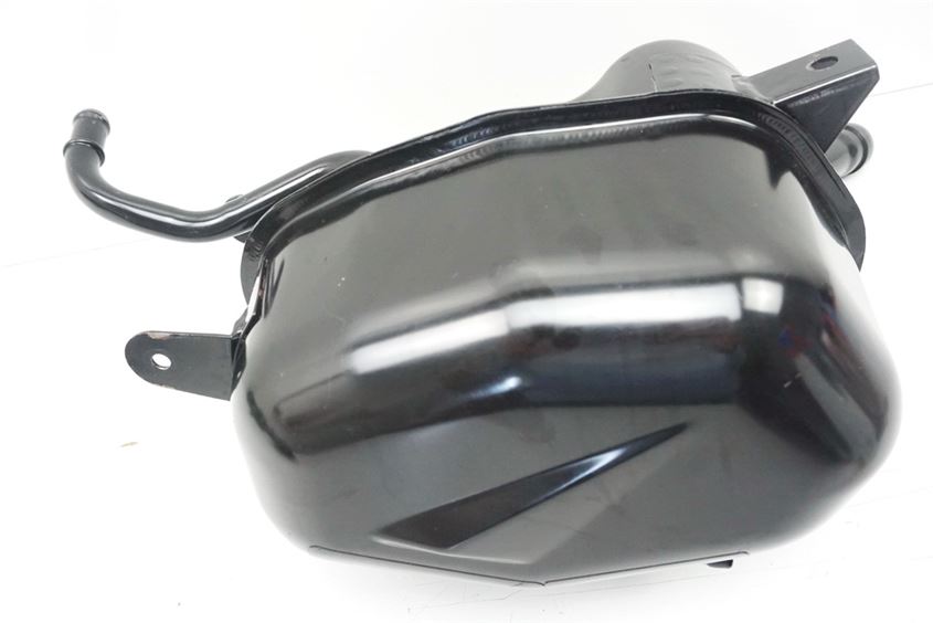 YAMAHA TDM 900 RN08 OIL TANK OIL RESERVOIR
