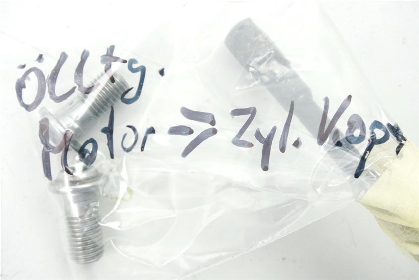 YAMAHA TDM 900 RN08 OIL PIPE ENGINE CYLINDER HEAD